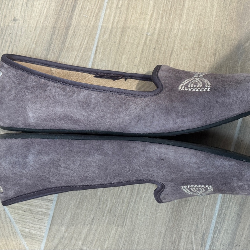 UGG Australia Suede Rhinestone Bow Slippers Flats Size 7.5 - Picture 3 of 5
